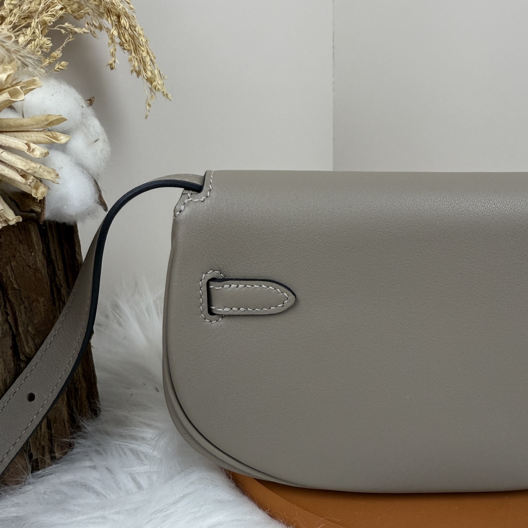 Hermes Kelly Moove Asphalt Gray Bag with Silver Hardware, Swift Leather 6 cmp i1741596472300 2419 0 4