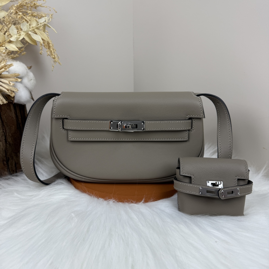 Hermes Kelly Moove Asphalt Gray Bag with Silver Hardware, Swift Leather 2 cmp i1741596472300 9323 0 0
