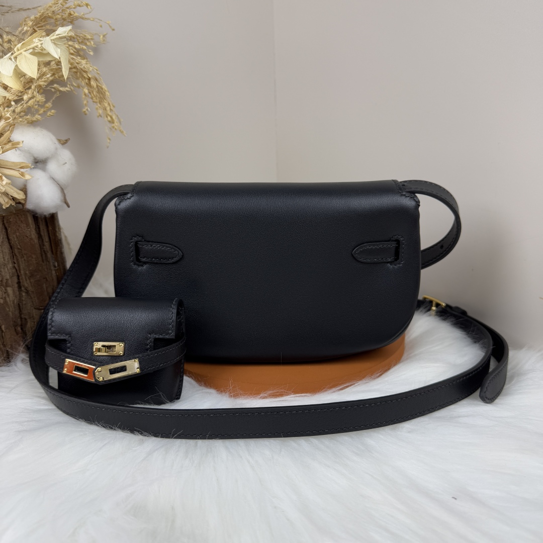 Hermes Kelly Moove Black Swift Leather Bag with Gold Hardware, Set of 2 3 cmp i1741602699180 8292 0 1