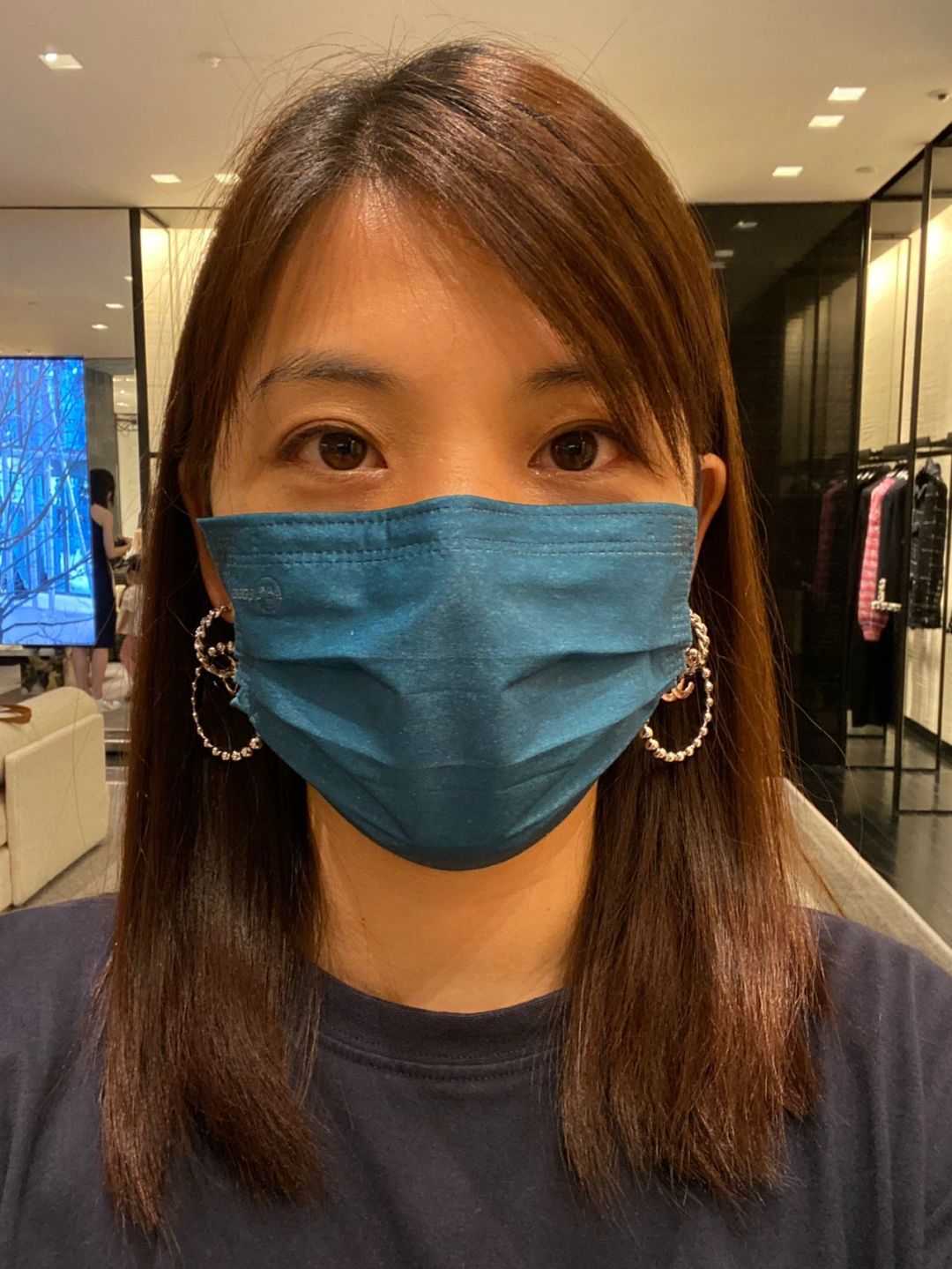 【】官网 5100，量大咨询客Fu❗️

【香光面大圈耳环】❗️哇哇太美了，这一季必入的仙女级别！经典双