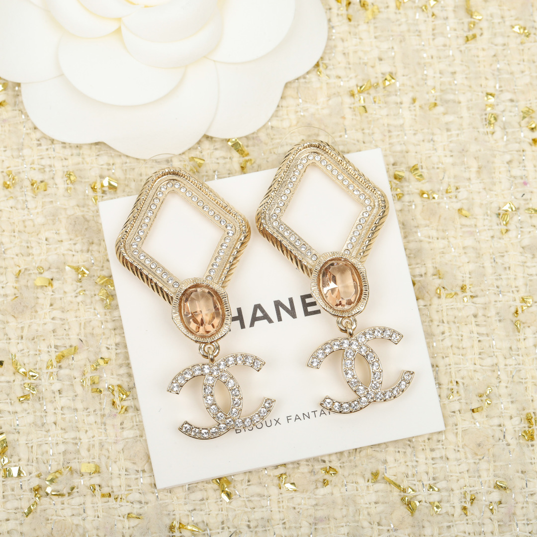 Elegant Chanel Inspired Rhinestone Double C Earrings 6 cmp i1740760069334 6002 0 4
