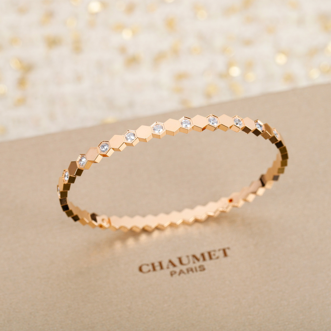 Chaumet Bee My Love Bracelet - Honeycomb Bangle for Women, Diamond Accents 4 cmp i1740847586666 4196 0 2