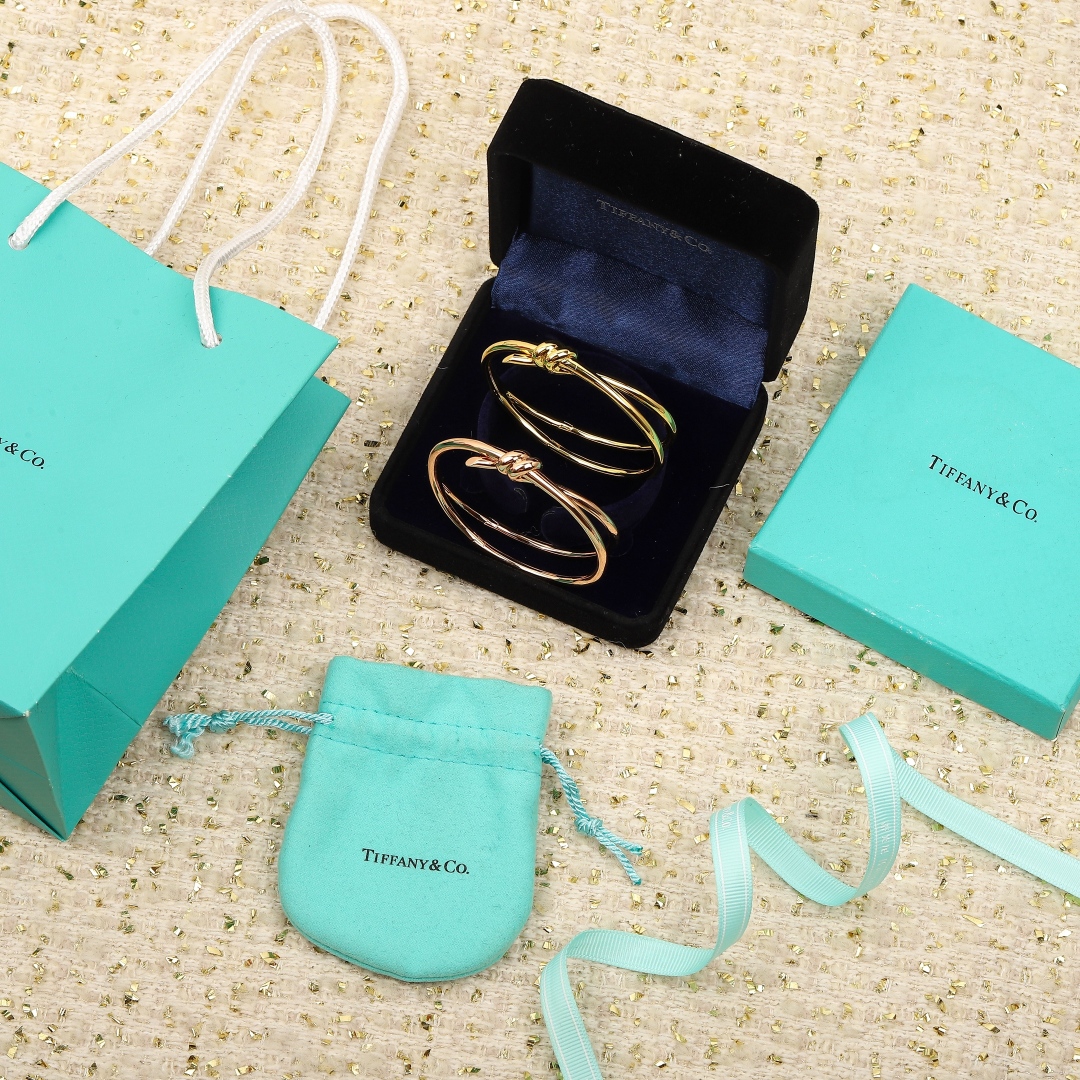 Tiffany Knot Bracelet: 18K Rose Gold, Hand-Polished Finish, Elegant Design 2 cmp i1740848050275 1537 0 0