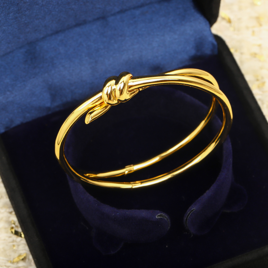 Tiffany Knot Bracelet: 18K Rose Gold, Hand-Polished Finish, Elegant Design 4 cmp i1740848054214 7640 0 2