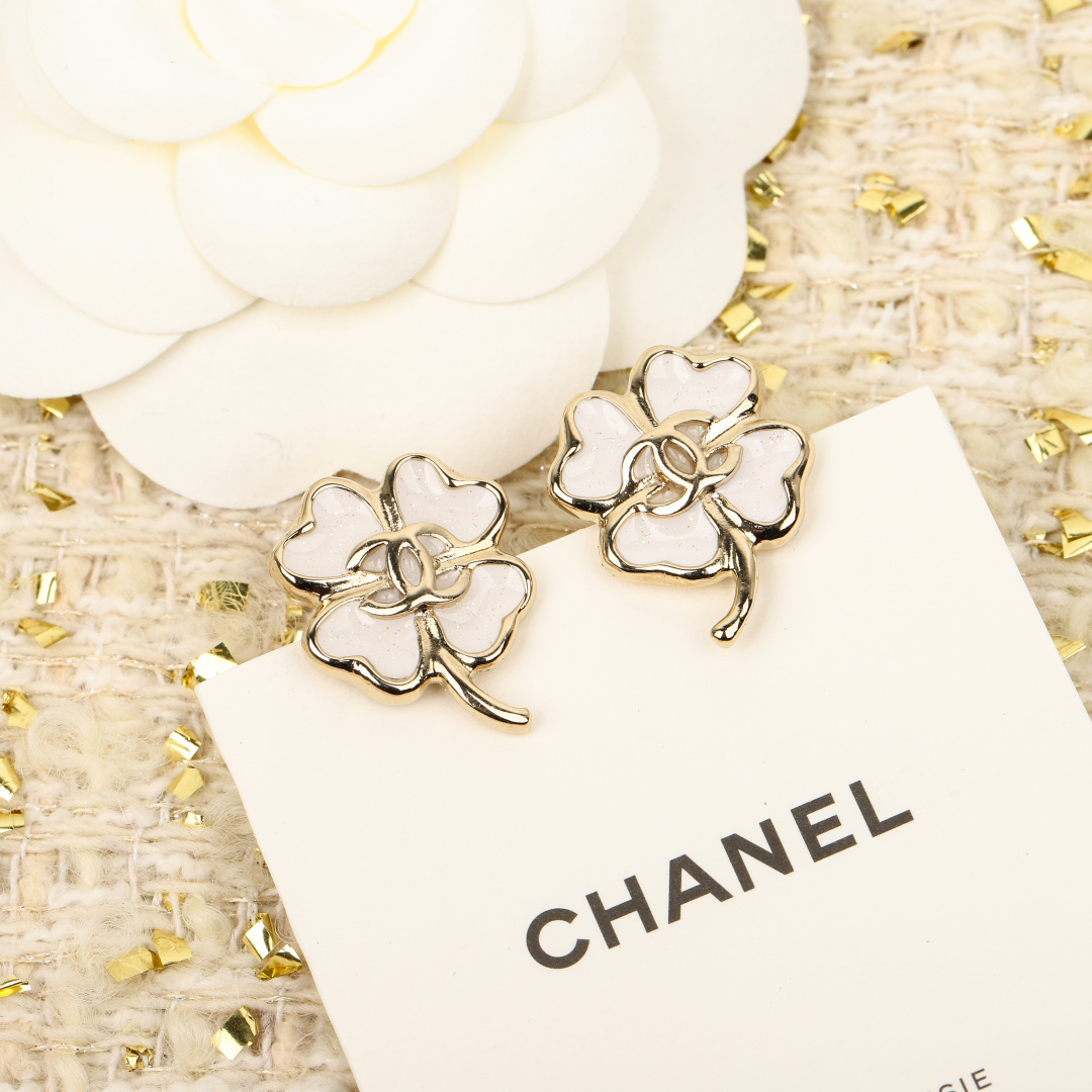 Chanel Clover Double C Earrings, Brass and Enamel, Gold and White 5 cmp i1740848299268 8325 0 3