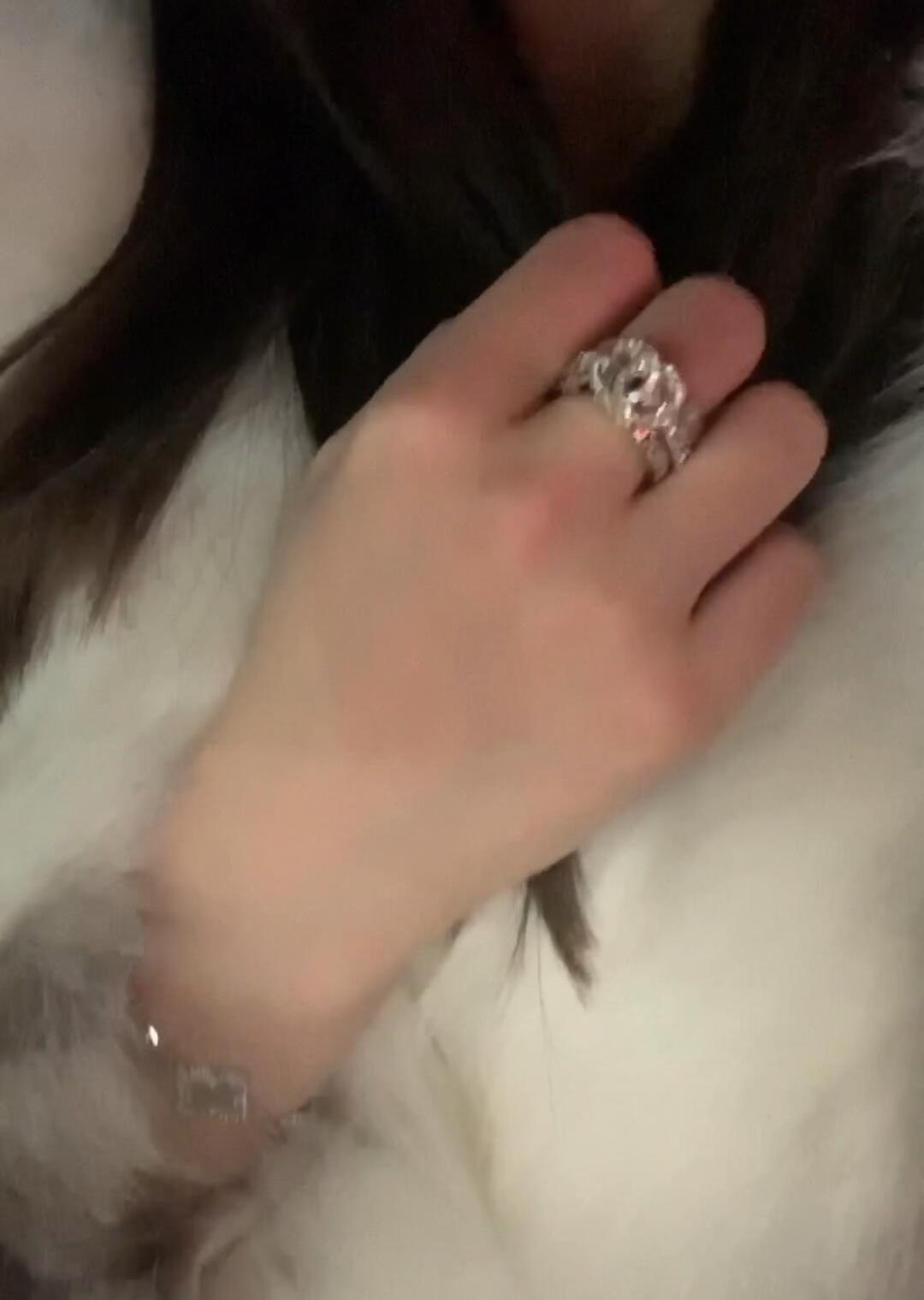 NO:633994,Popular three-piece ring set, ring, Cardia high-end jewelry19860909三件套戒指爆款,,ring,卡迪亚高端饰品,Jewelry