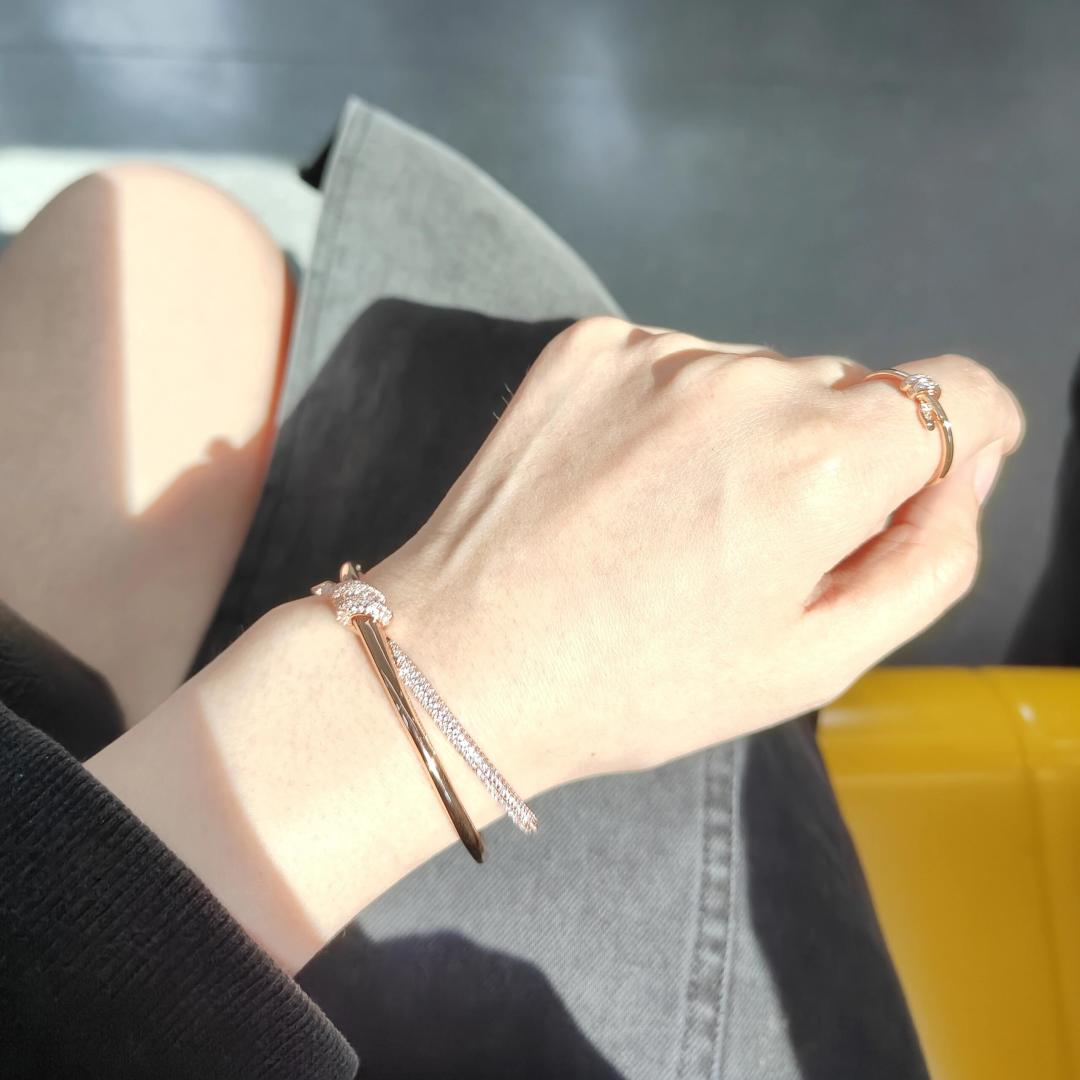 [Tiffany & Co. Jewelry]206436 [Our Product] Twisted Band Diamond Bracelet Only