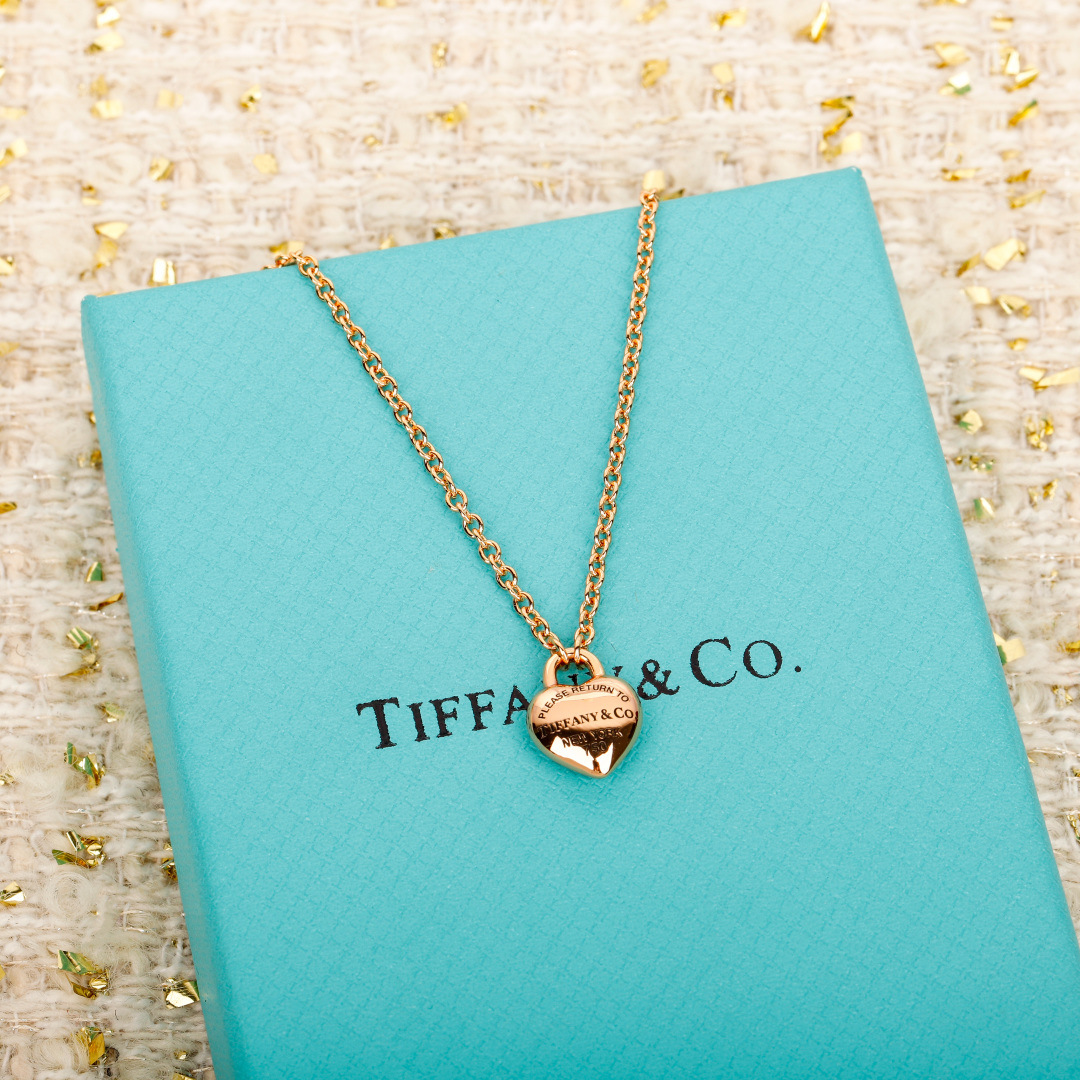 [Tiffany & Co. Jewelry]Just for love to be simpleThe ReturntoTiffany collec