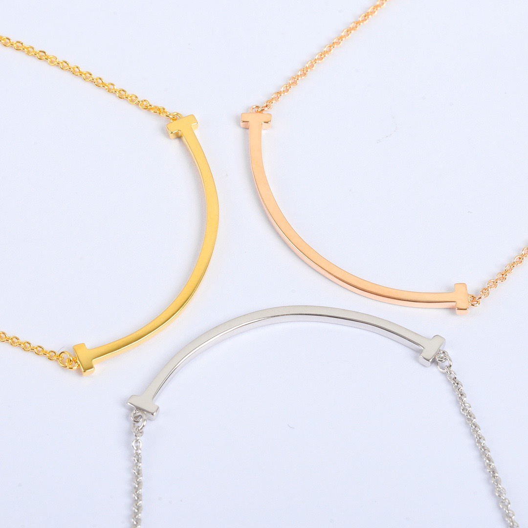 Elegant Smile Pendant Necklace in Sterling Silver, A Perfect Gift of Love 6 cmp i1744651508864 2508 0 4