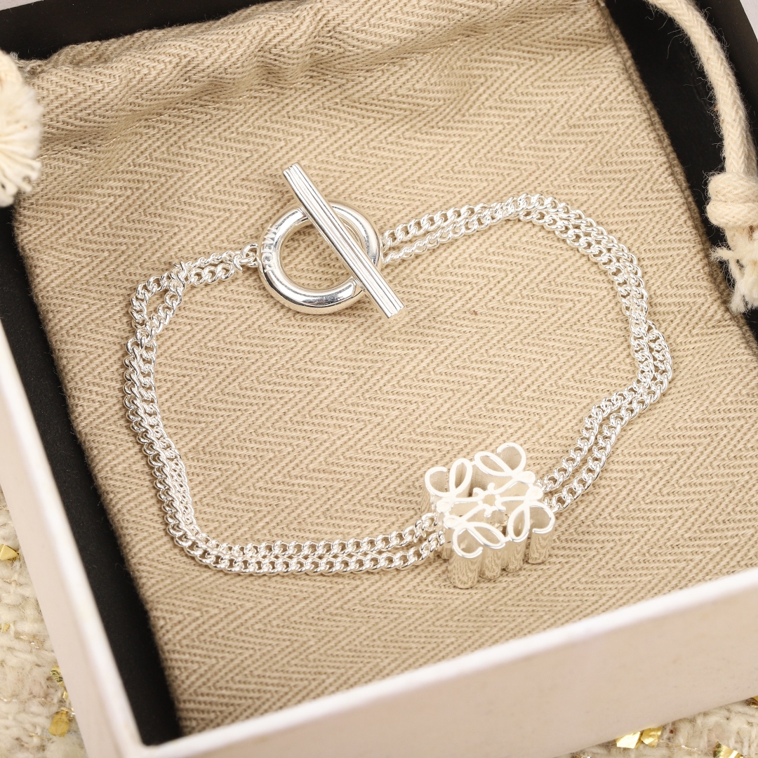 Luxury Silver Jewelry: Double Bracelet, Pure Silver Material, Loewe Logo Design - 图片 2