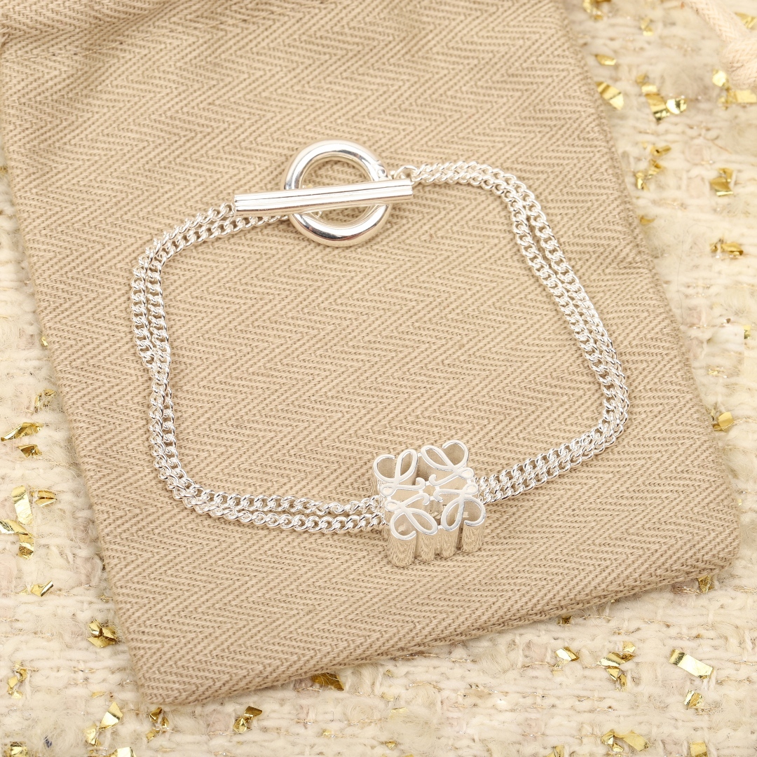 Luxury Silver Jewelry: Double Bracelet, Pure Silver Material, Loewe Logo Design - 图片 6