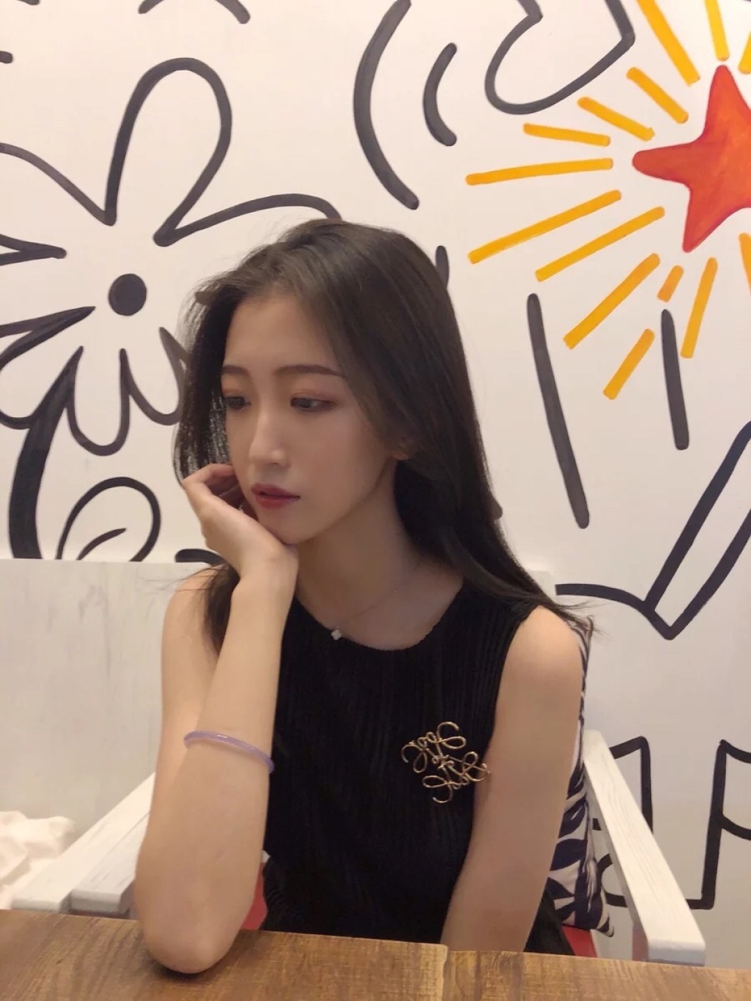 p75【我们出品】量大咨询客Fu

 L0EWE，罗威胸针，一致ZP黄铜材质，细节完美复刻，标配给你们啥标配😎😎
这款非常适合日常任何穿搭👍🏻👍🏻