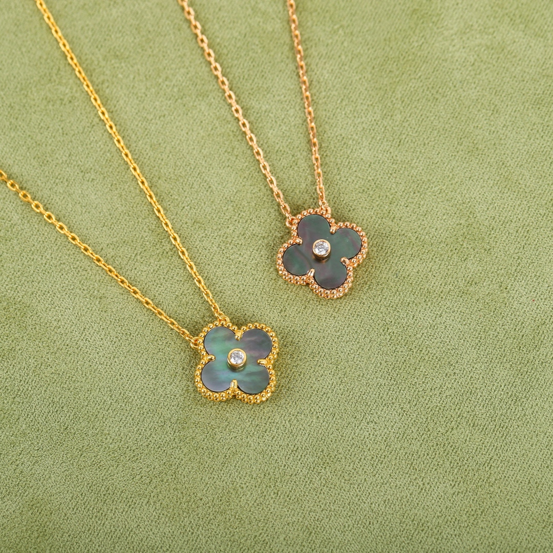 [Van Cleef & Arpels Jewelry]