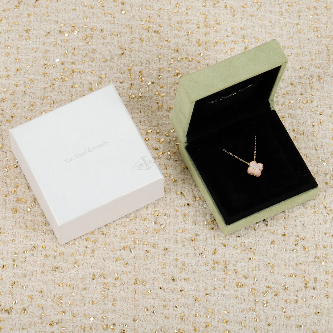 [Van Cleef & Arpels Jewelry] was finally developed for me. and guess How long