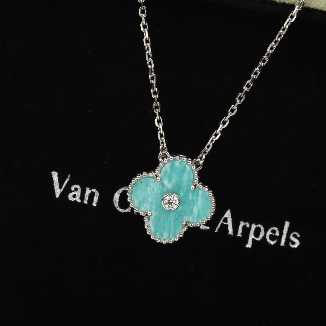 [Van Cleef & Arpels Jewelry]Only make the right version of real money Price in