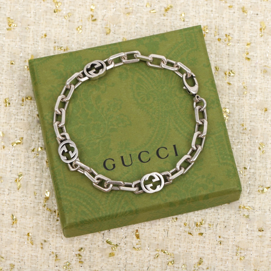 [Gucci Jewelry]205180[We produce] Interlocking Double G Silver Bracelet ZP ZP