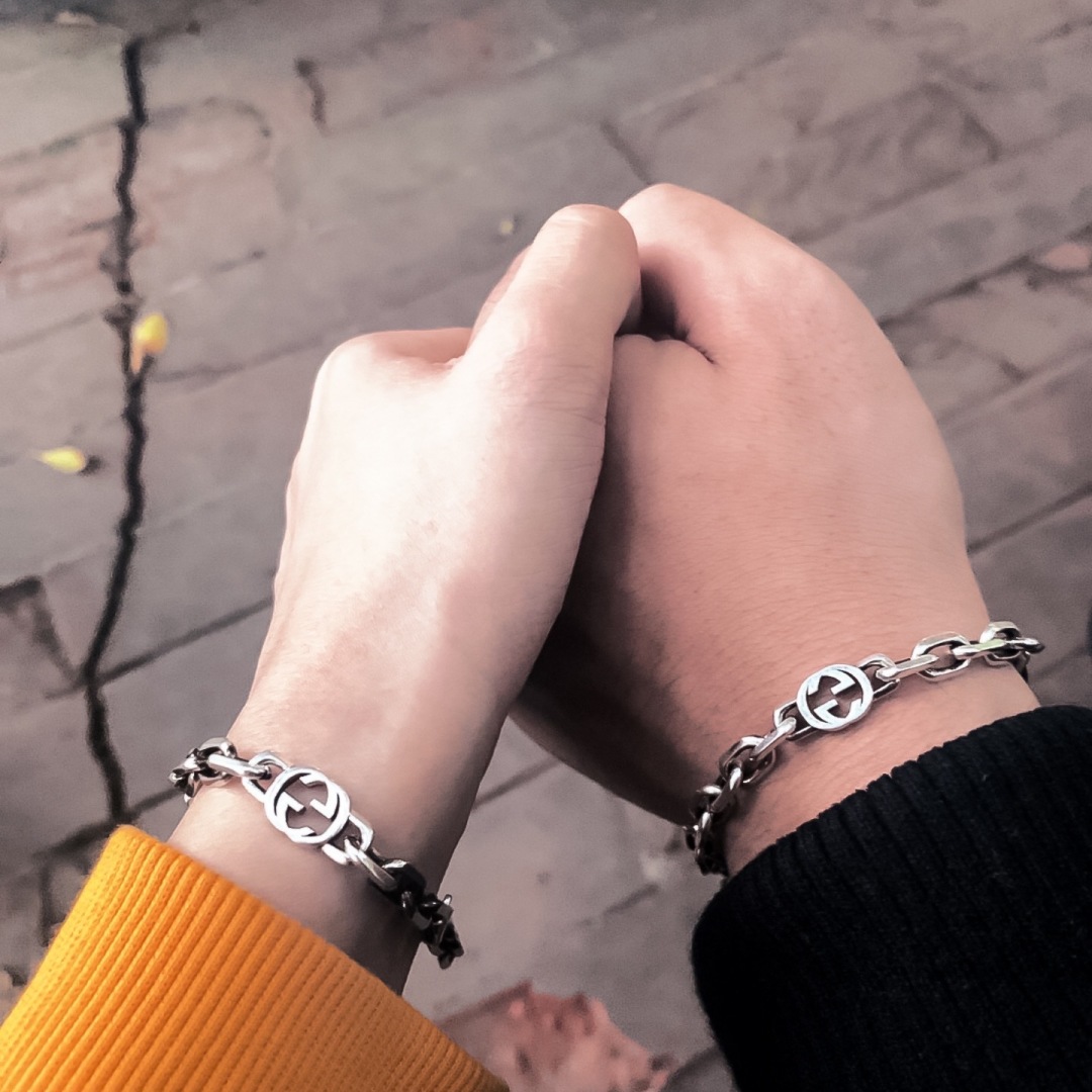 [Gucci Jewelry]205180[We produce] Interlocking Double G Silver Bracelet ZP ZP