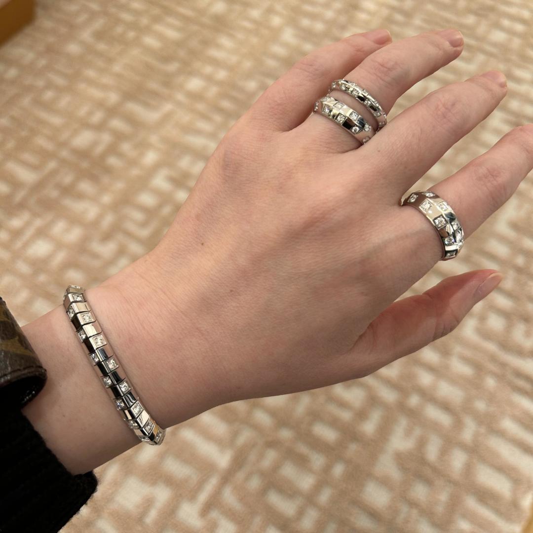 【】Le Damier de Louis Vuitton 戒指，可订做18K真金真钻版，只做对版真金货，