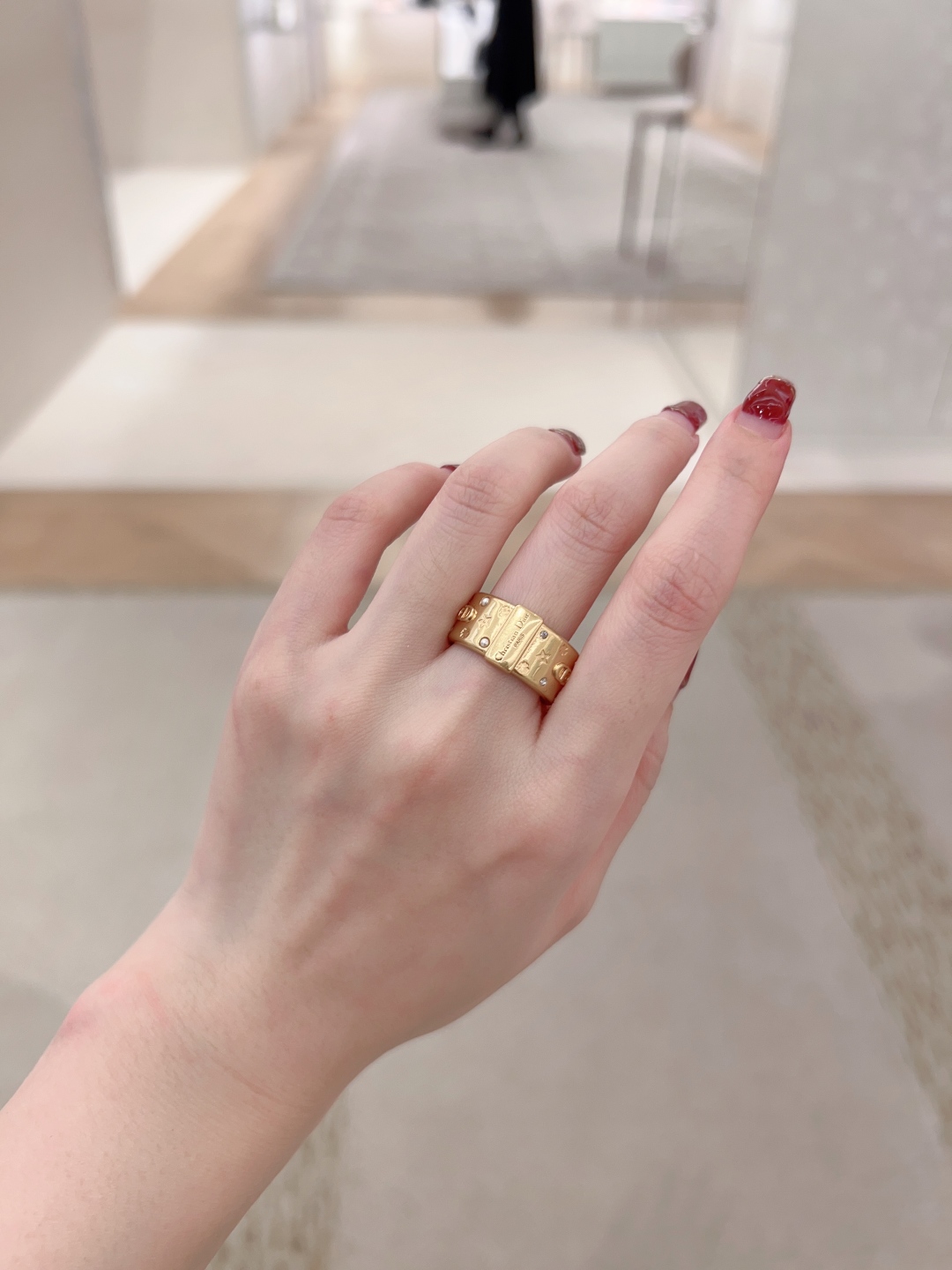 “New ¥340 Z13200 Consult: Beautiful 25-Year Spring-Summer Series Launch” - 图片 2