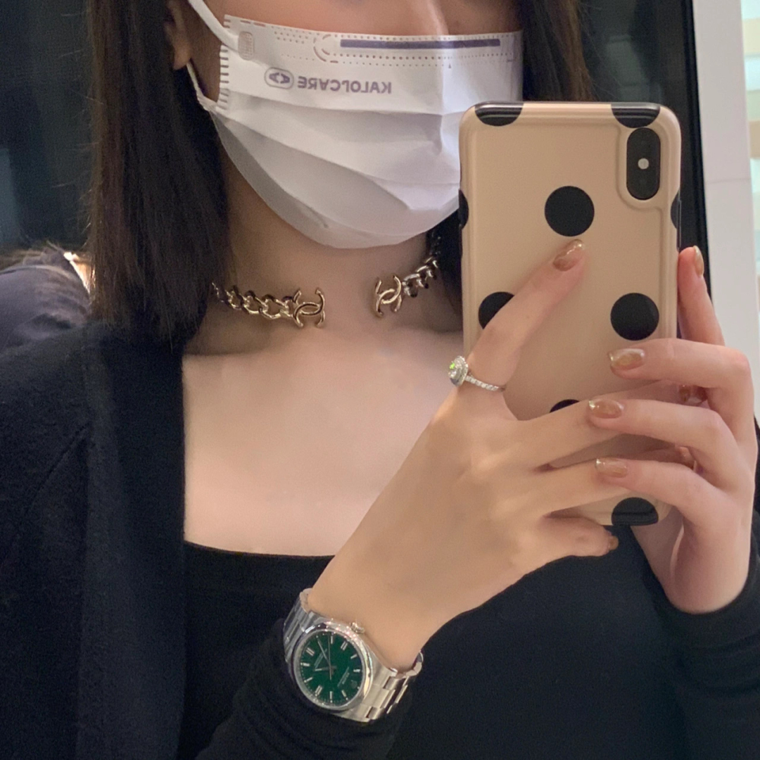 “Z-Developed Consultant Fu: Unique Internet Buyer of 10,000 Items” - 图片 1