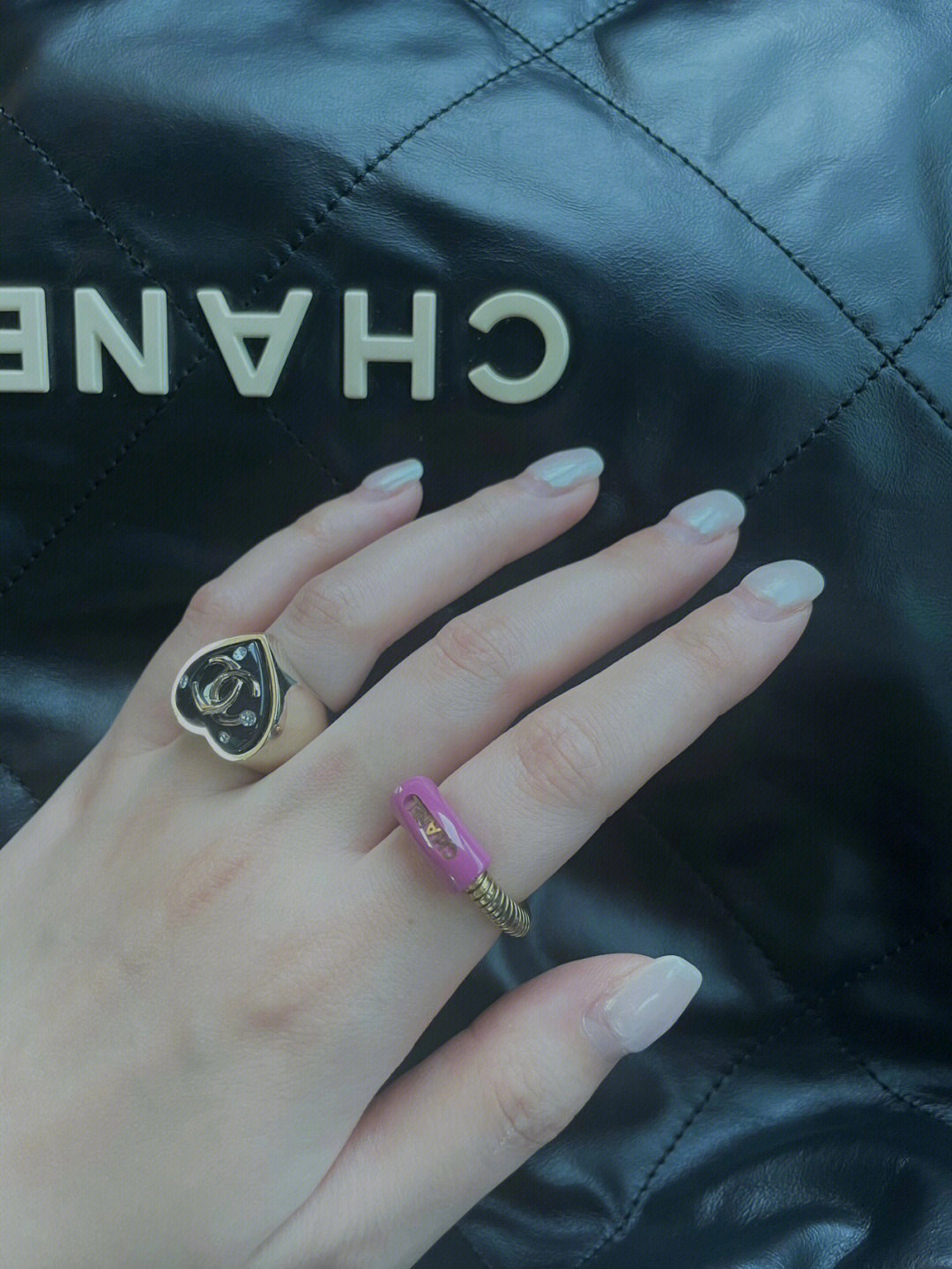 Summary: High-quality, elegant jewelry made with Z, featuring unique designs and intricate craftsmanship. - 图片 2