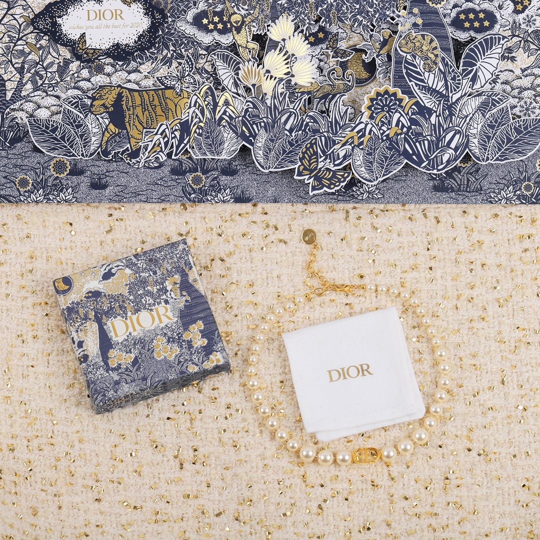 【】官网 5700，量大咨询客Fu

【必入珍珠Choker】巨美，巨美的珍珠choker，珍珠从大到小