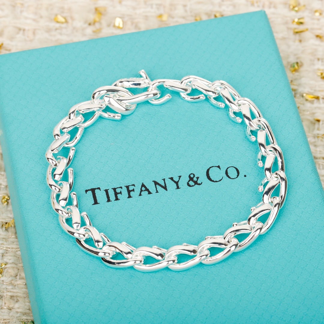 [Tiffany & Co. Jewelry]