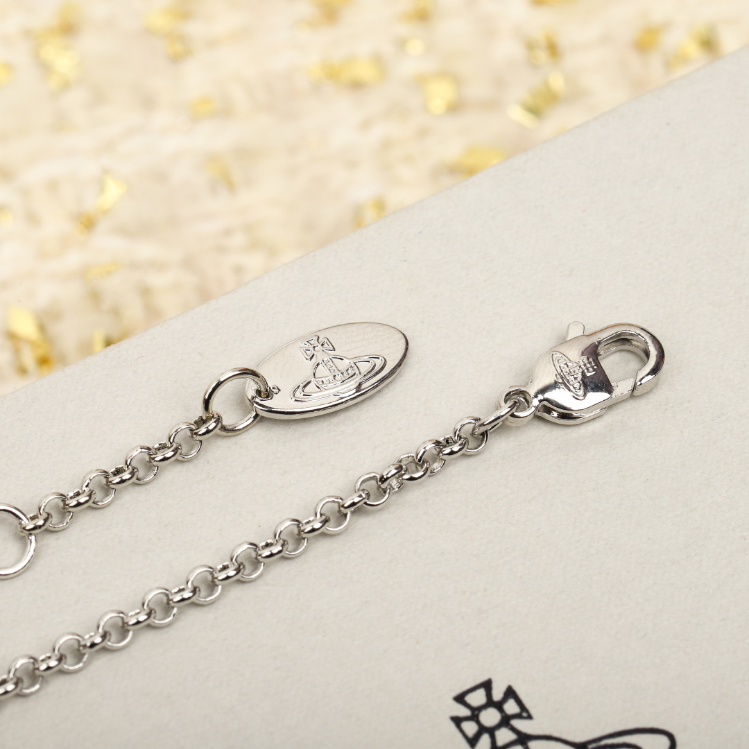 【】美美de夏夏同款,量大咨询客Fu❗️
【VivienneWestwood】重磅推荐,一定要整套入,闭