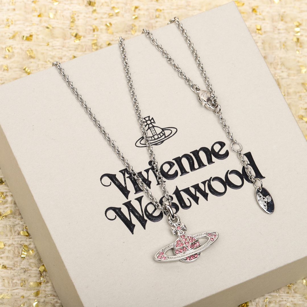 【】美美de夏夏同款,量大咨询客Fu❗️
【VivienneWestwood】重磅推荐,一定要整套入,闭