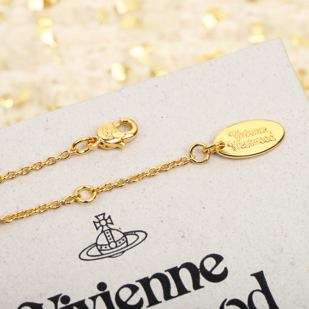 【】官网1490，量大咨询客服❗️

【VivienneWestwood】重磅推荐，一定要整套入，闭眼入
