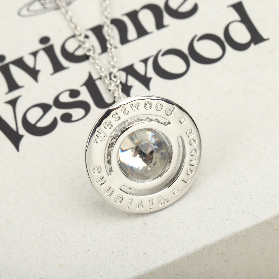 【】z2790,量大咨询客Fu
【VivienneWestwood】。。。一定要入!太绝美了❗️宝宝,