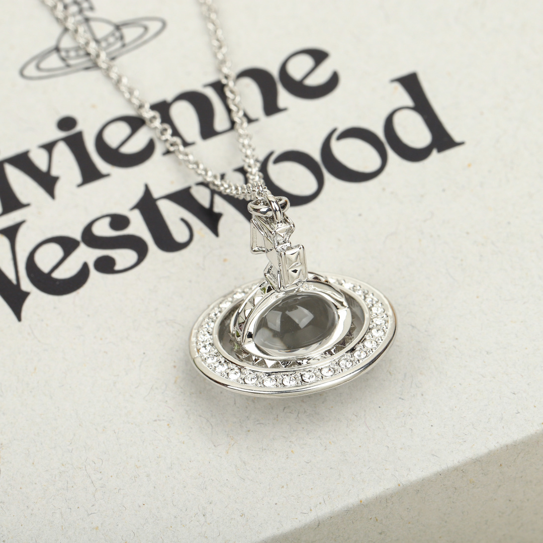 【】z2790,量大咨询客Fu
【VivienneWestwood】。。。一定要入!太绝美了❗️宝宝,
