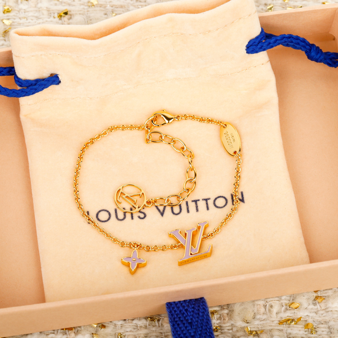 [Louis Vuitton Jewelry] [L Rose Red Set Necklace] A simple and classic Logo