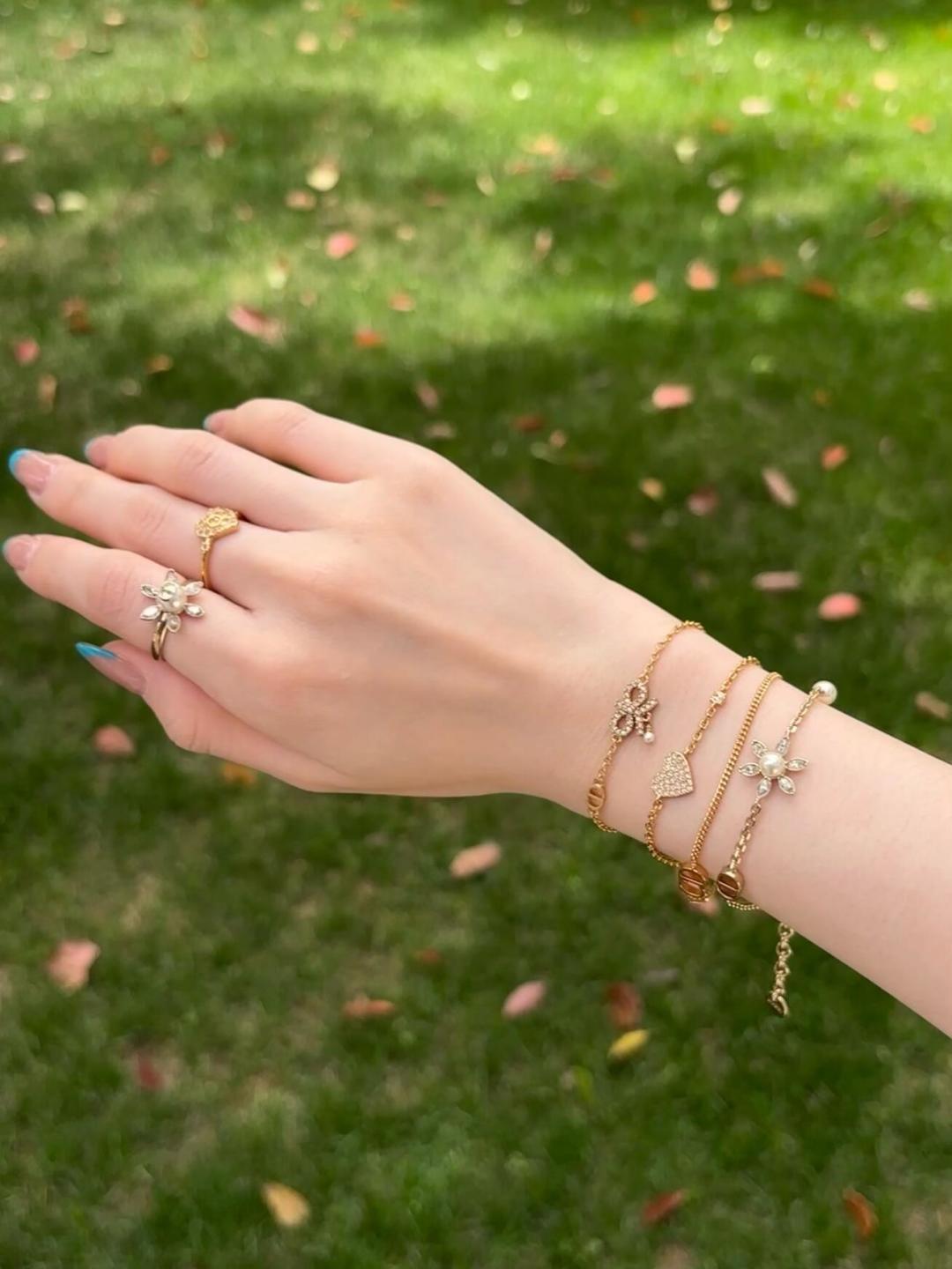 [Dior Jewelry]250159[We produce] Pre-sale and ship around the 22nd Z Large qua