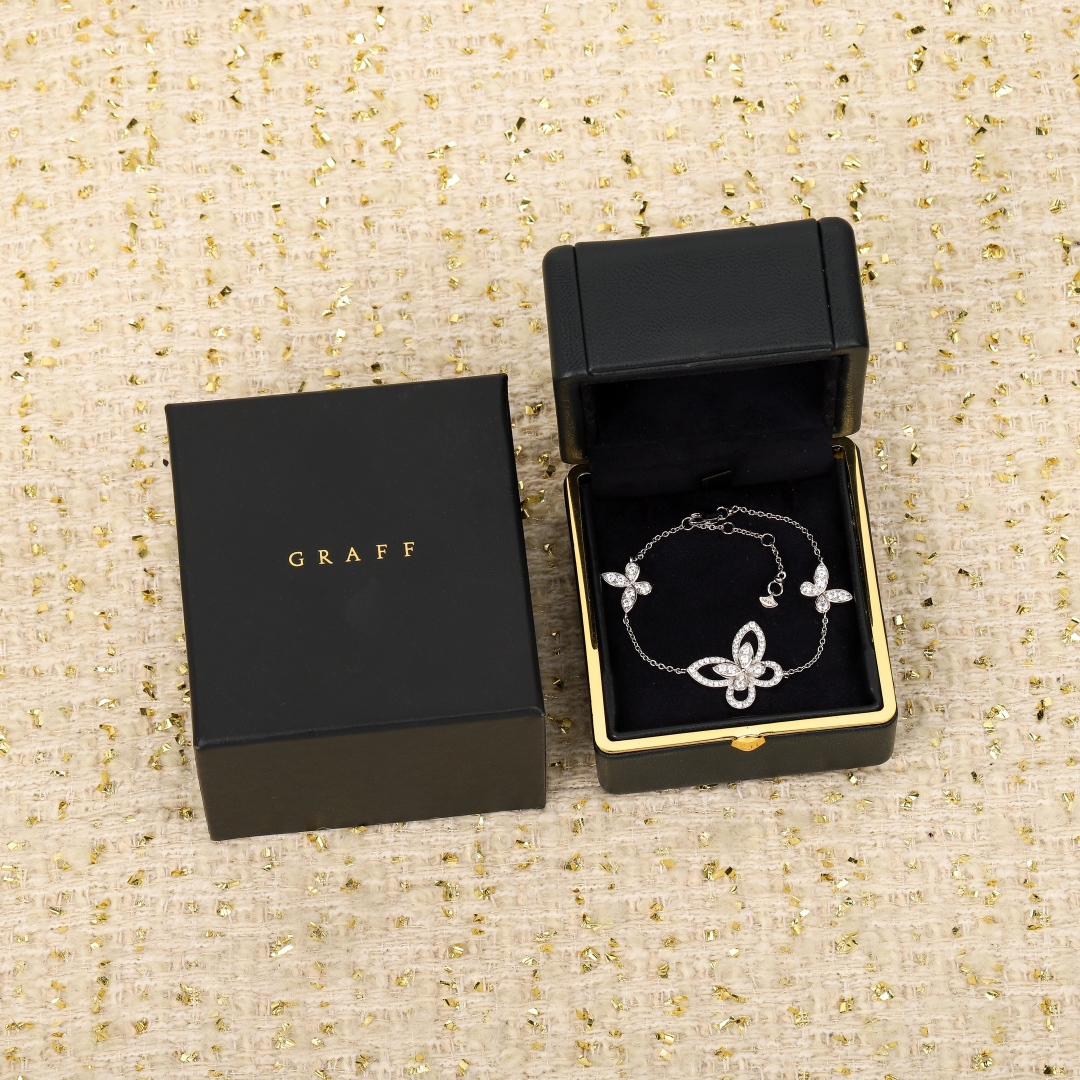 大号【我们出品】 幻影蝴蝶手链 ，可订做真金真钻，只做对版ZP真金货，Pk市面各种金货❗️量大咨询客Fu