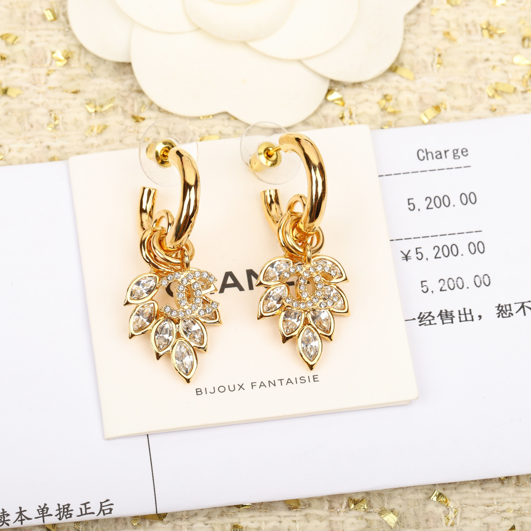 【】官网5200,认准真正购入官网开发的!量大咨询客Fu❗️
【香麦穗耳钉】 最爱的Vintage😍遇