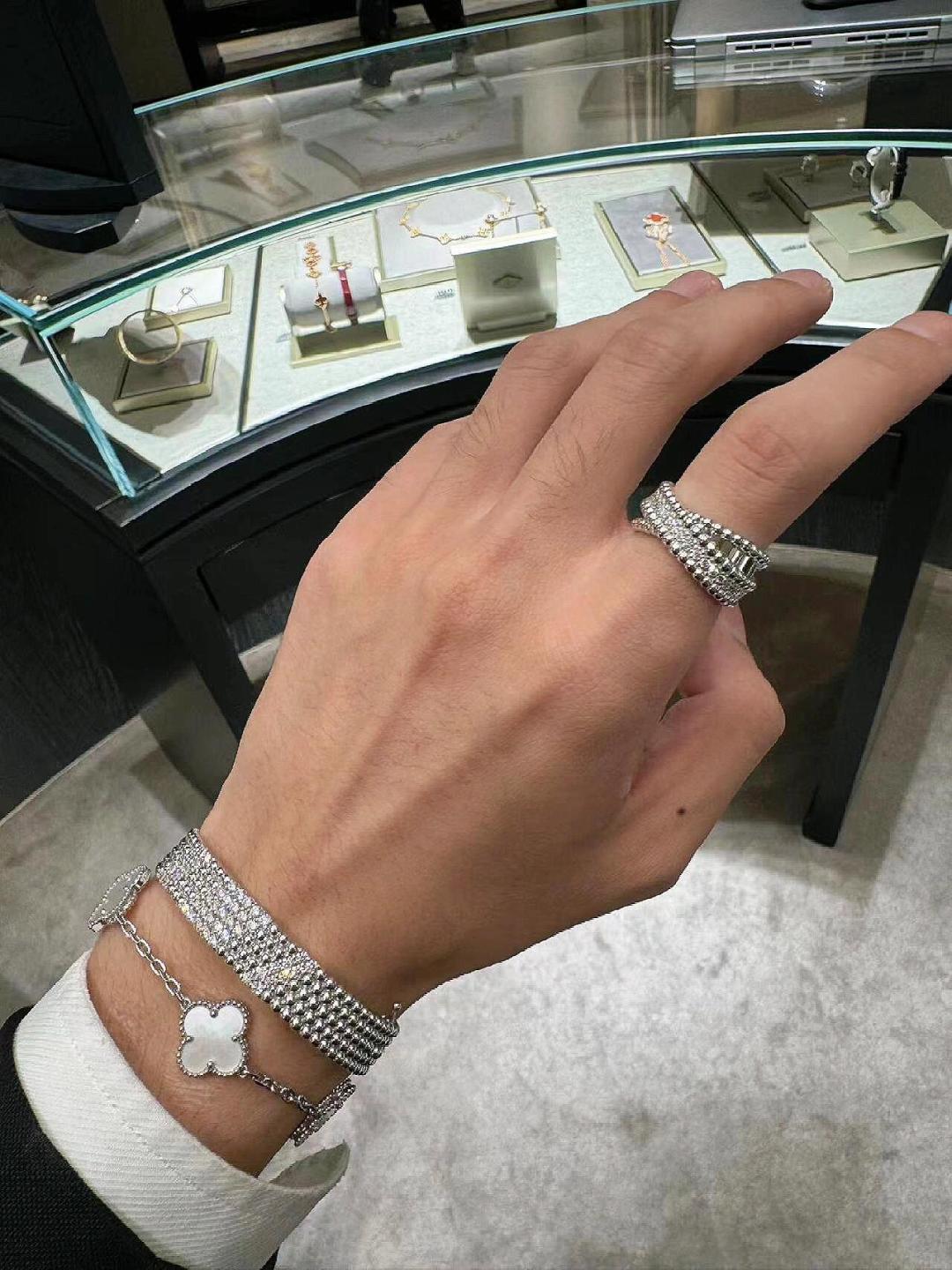 【】Perlée diamonds duo戒指，可订做18K真金真钻版，只做对版真金货，价询客Fu

圆