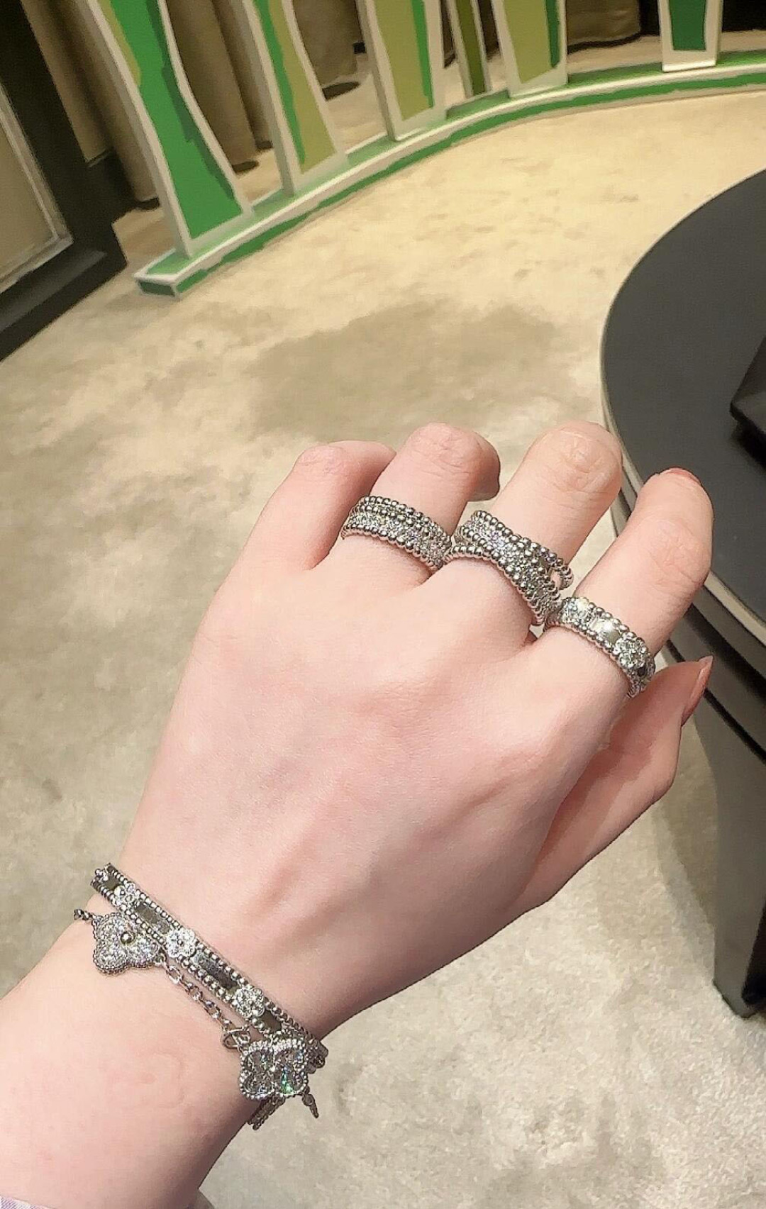【】Perlée diamonds duo戒指，可订做18K真金真钻版，只做对版真金货，价询客Fu

圆