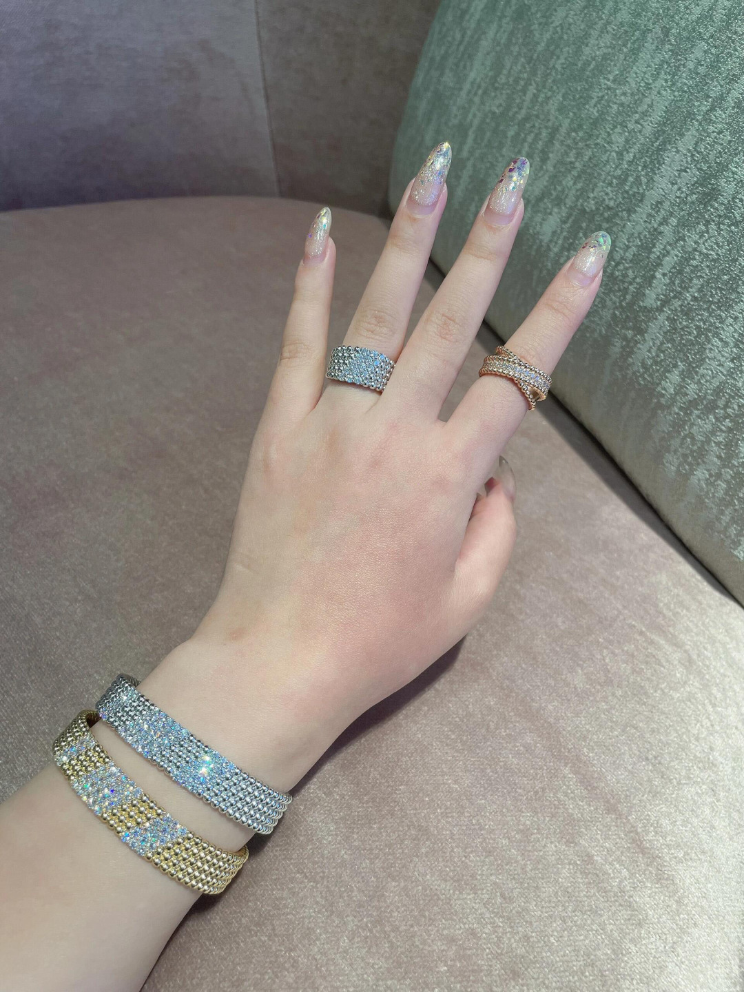 【】Perlée diamonds duo戒指，可订做18K真金真钻版，只做对版真金货，价询客Fu

圆