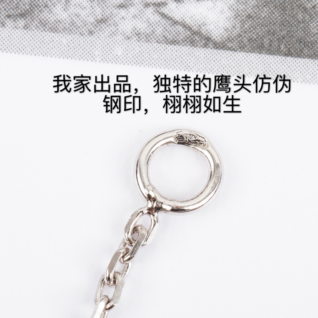 【】2020圣诞🎄限量版项链 官网。 30000+认准唯一一家真正购入珠宝类官网开发的,可订做真金真钻