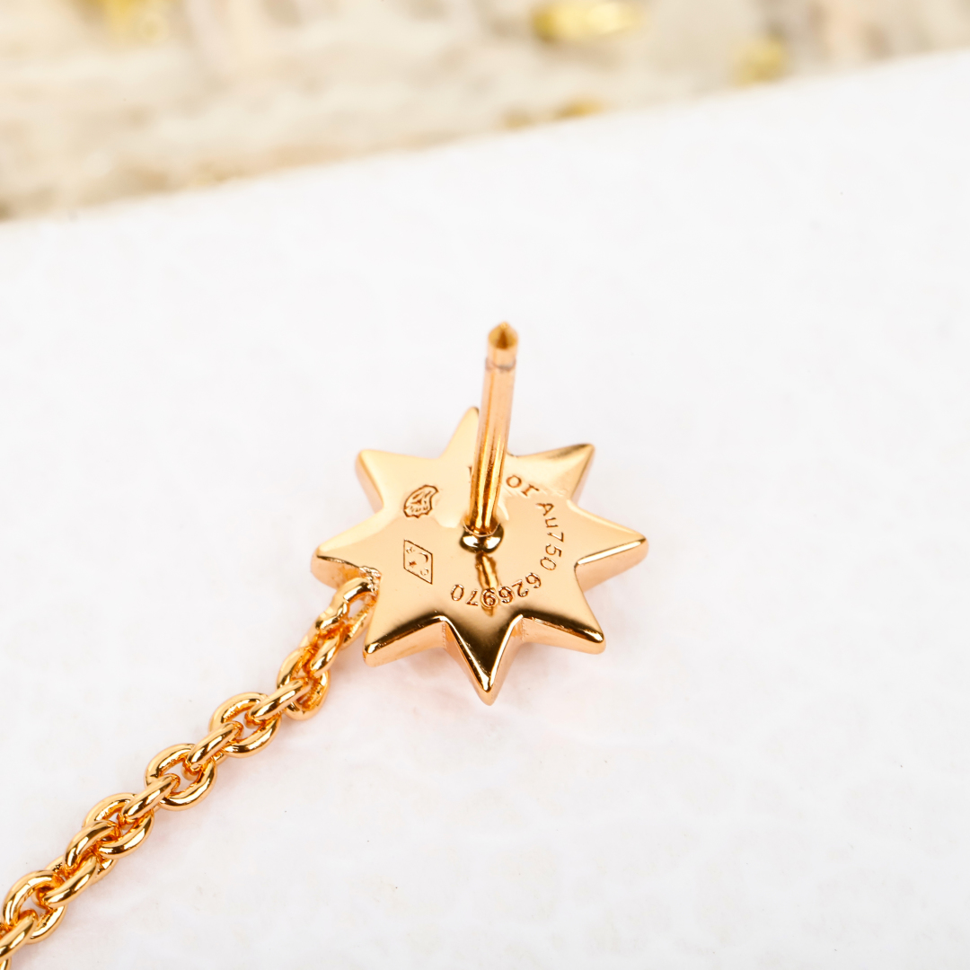 【我们出品】八芒星耳夹，可订做真金真钻，只做对版zp🆕真金货，Pk市面各种金货❗️

Étoile de