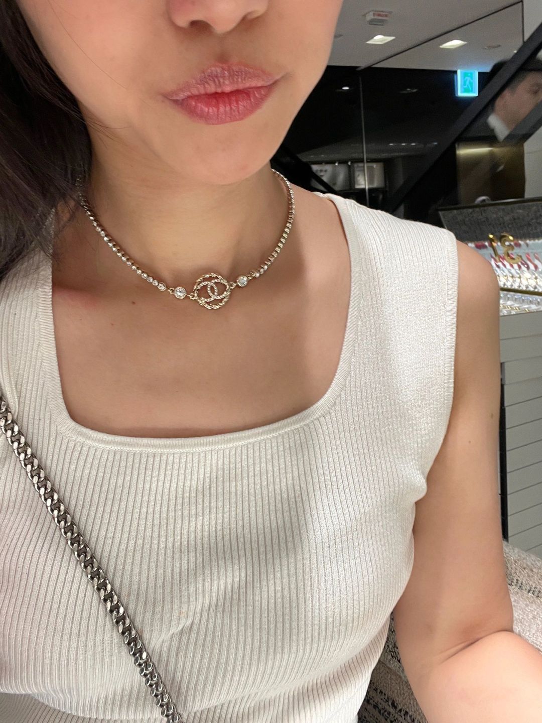 【我们出品】zp🆕 7000！❗

【香23扭纹choker】❗️无法拒绝的魔力！经典百搭！每期必入！千