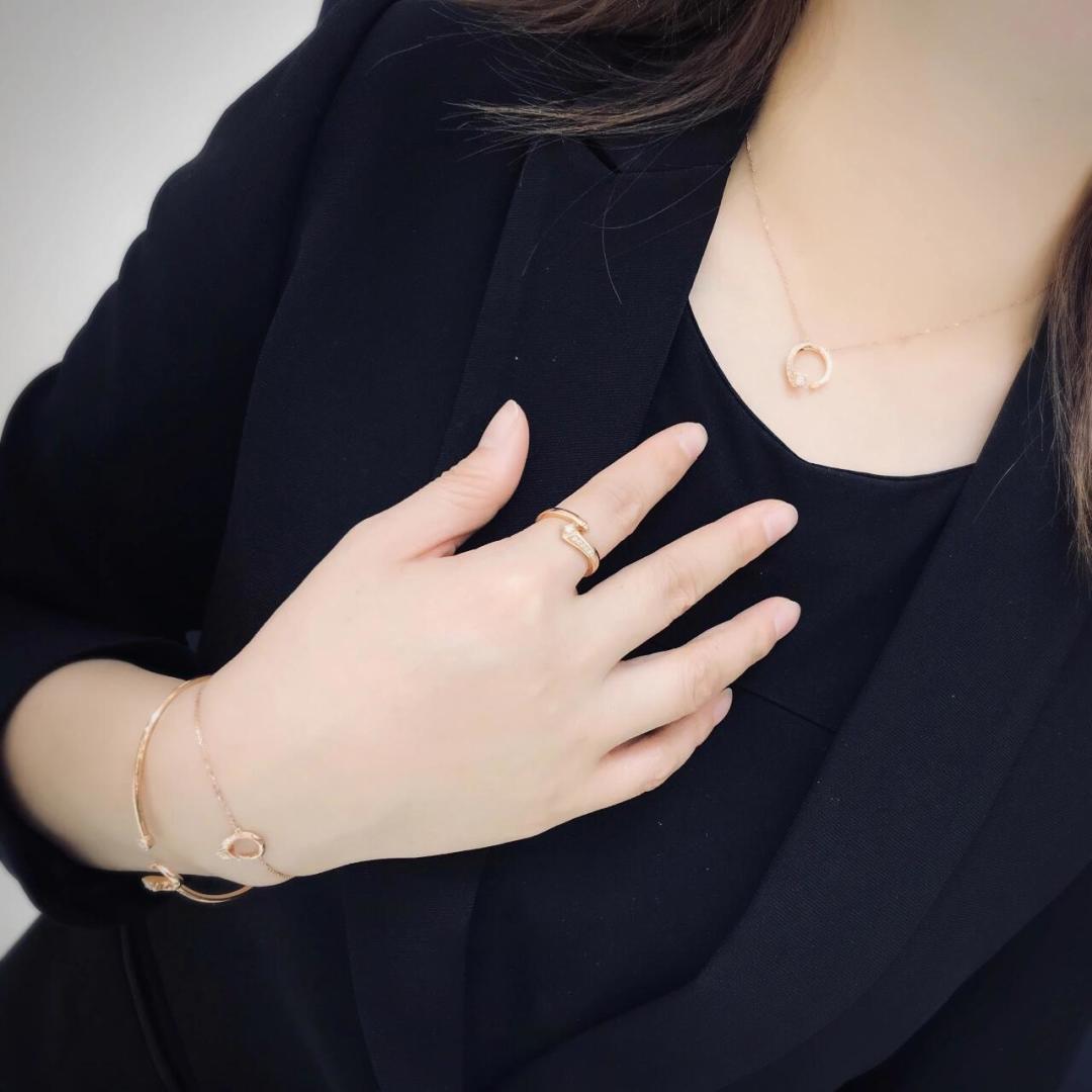 “Forevermark Avaanti-Hong Jewelry Series: Timeless Elegance in Gold and Silver” - 图片 2