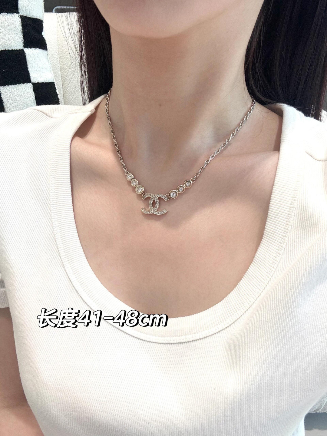 【我们出品】专柜🆕 6500！❗

【香 小金豆吊双c项链】25S春夏最新款❗️绝美系列！全网首发！老规