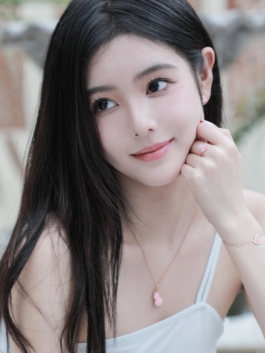 【我们出品】葫芦耳钉  认准唯一一家真正购入珠宝类zp🆕开发的，可以订做真金真钻版，一致zp🆕，咨询客F