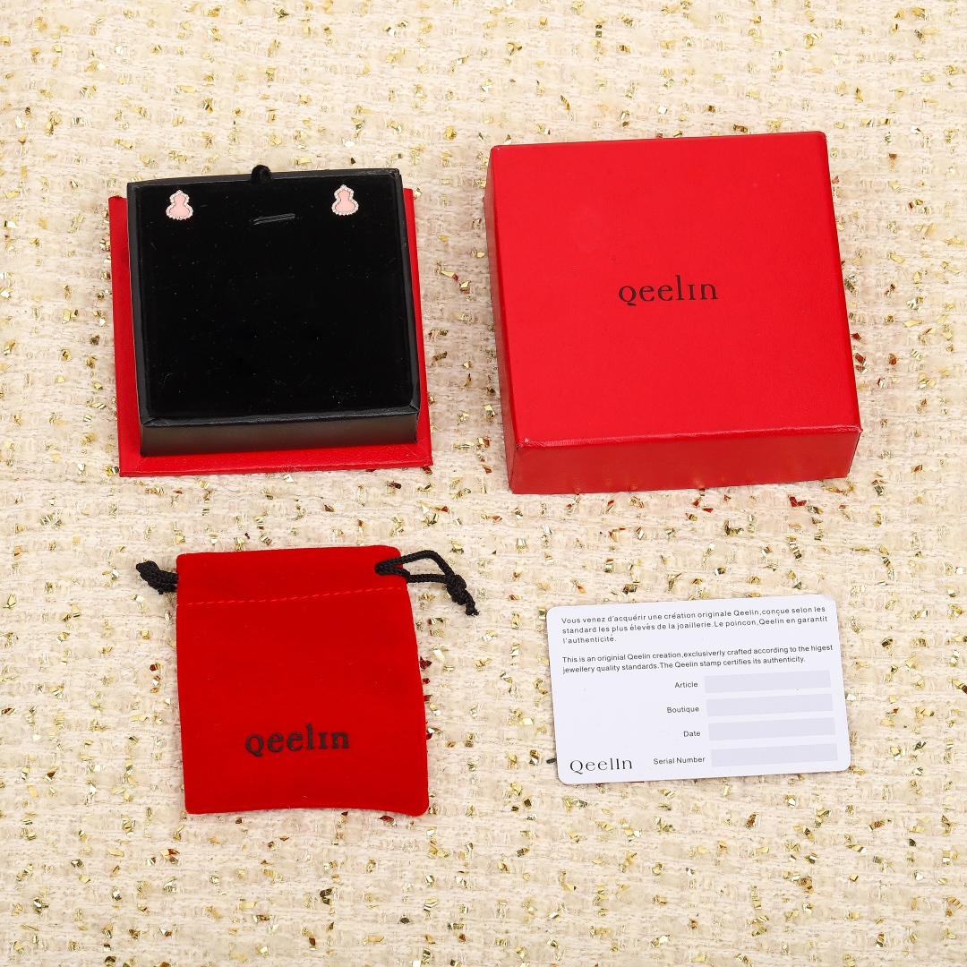 【我们出品】葫芦耳钉  认准唯一一家真正购入珠宝类zp🆕开发的，可以订做真金真钻版，一致zp🆕，咨询客F