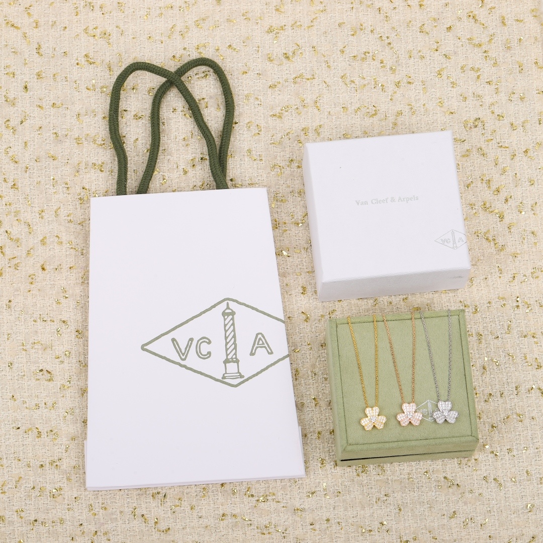 【我们出品】顶级精工纯银版本❗️碾压各种市面货❗️
zp🆕6万➕购入开发,非常非常非常的精美,不论外观,