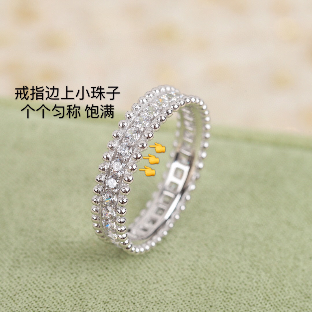 【代购级别】zp🆕33800,得意戴上它 去到zp🆕 SA会夸你的戒指真好看,真正对珠宝类zp🆕开发的,
