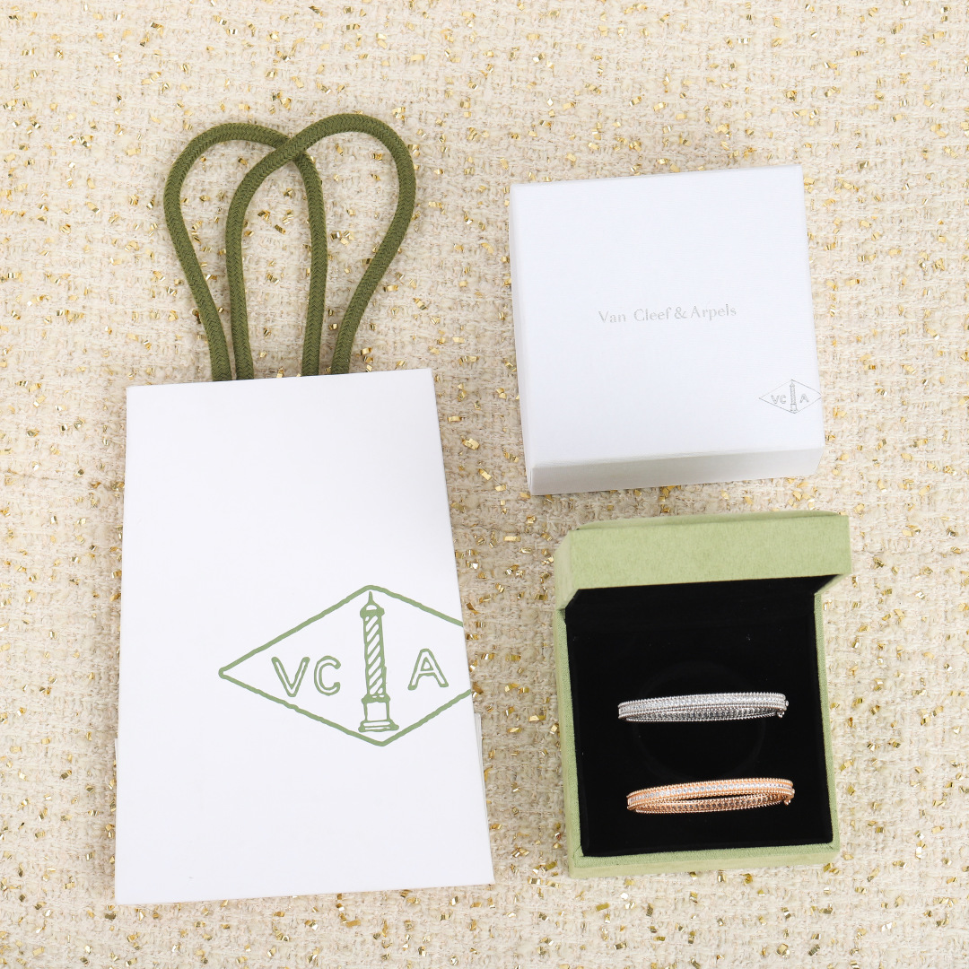  【WJ出品】zp🆕17万➕ 认准真正购入zp🆕开发的，可订制真金版本，

【VCA Perlee 窄版