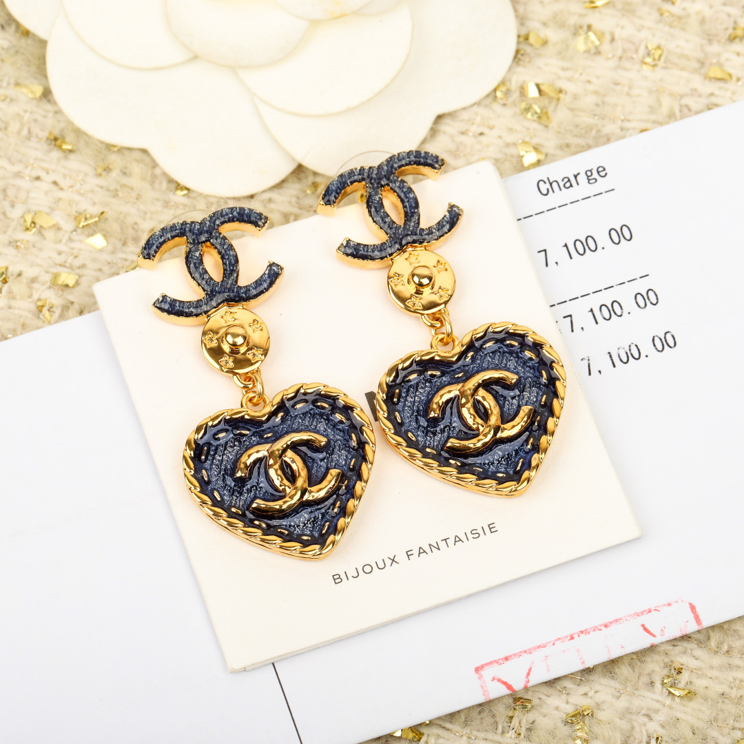 【我们出品】巨巨巨🔥爆款❗️zp🆕 5700！

【香24P牛仔爱心耳环】24春夏最新款❗️超爆❤️🔥牛